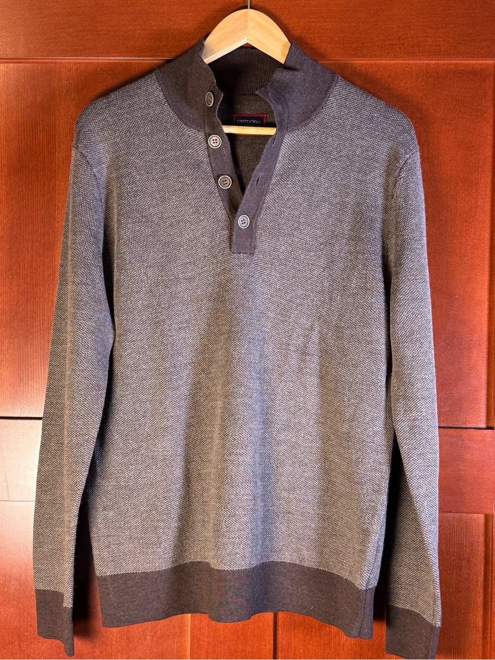 UNTUCKit Sorensen Men’s Medium 100% Extra Fine Merino Wool Button Mock Neck NWT